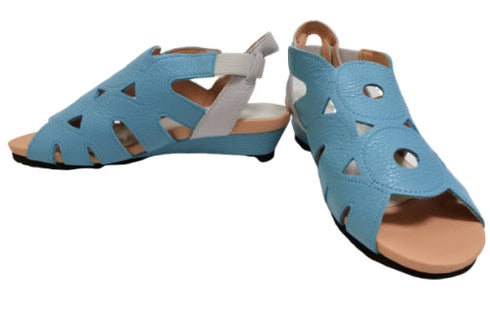 【arui_toe 7641 アクア】伸縮ゴムバックストラップ本革コンフォートサンダル